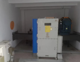 泰兴异步主机防爆电梯竣工